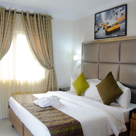 Class Suites Ikeja Ngoại thất bức ảnh