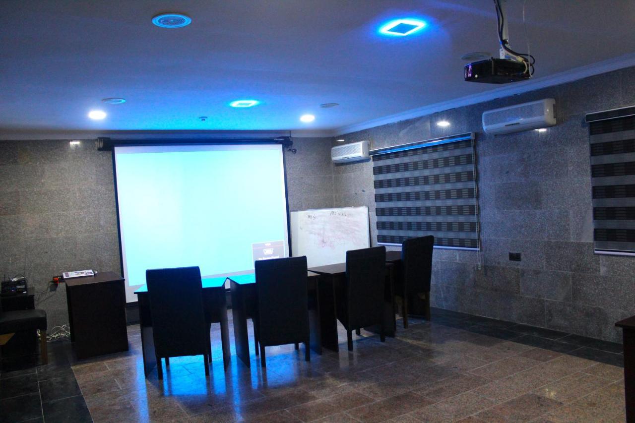 Class Suites Ikeja Ngoại thất bức ảnh