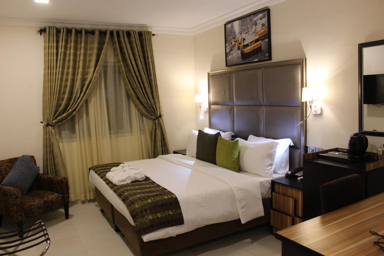 Class Suites Ikeja Ngoại thất bức ảnh