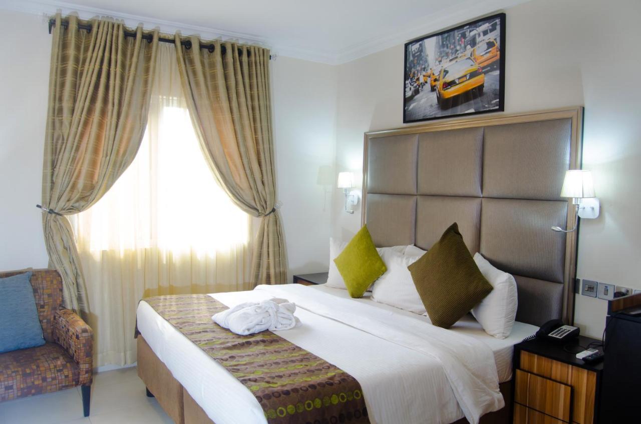Class Suites Ikeja Ngoại thất bức ảnh