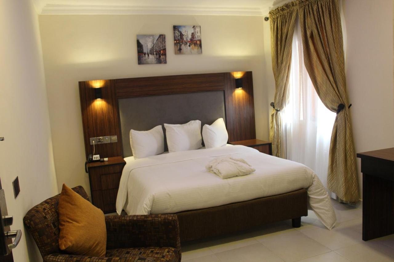 Class Suites Ikeja Ngoại thất bức ảnh
