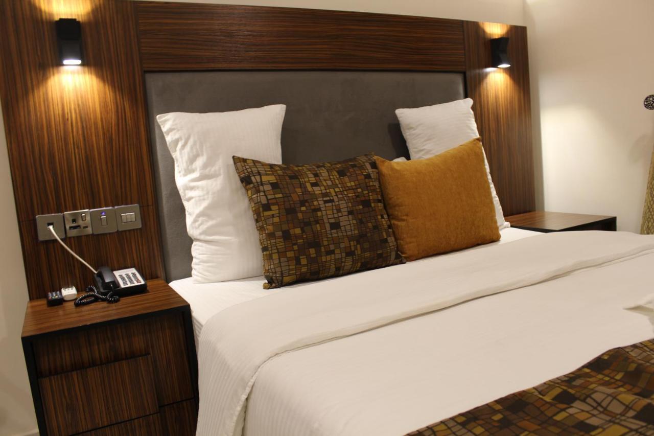Class Suites Ikeja Ngoại thất bức ảnh